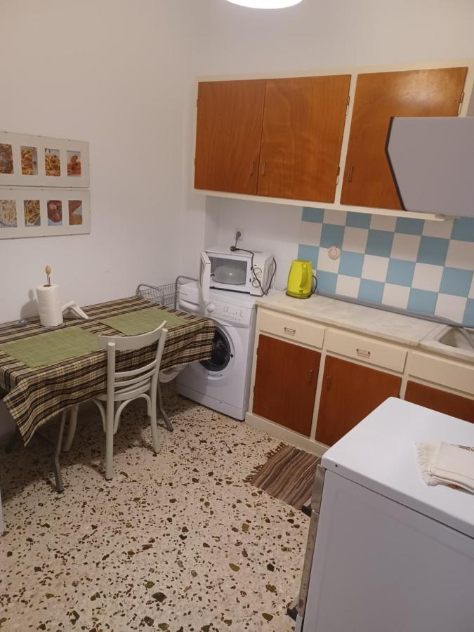 Seaside Family Apartment Loutraki Eksteriør bilde